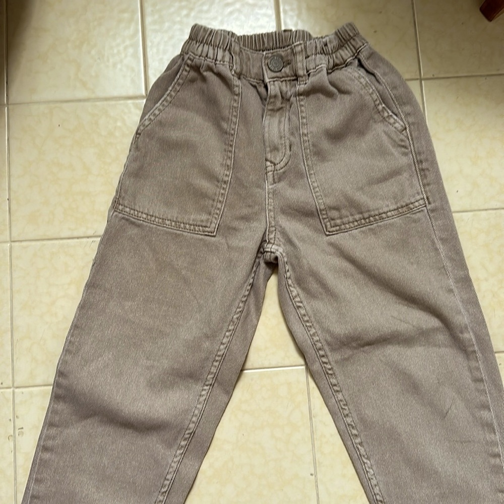 Zara pants / jeans tan color
